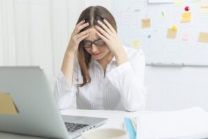 Lee más sobre el artículo Estrés crónico y salud: riesgos y estrategias para manejarlo